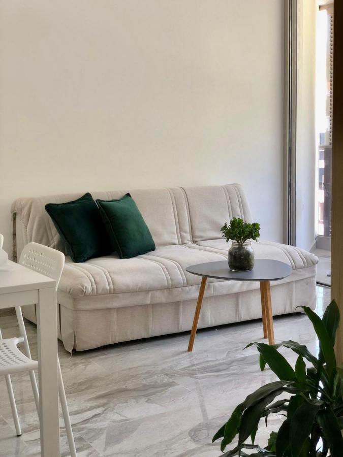 רפאלוביץ' Aura Tower Apartments By Gaby מראה חיצוני תמונה