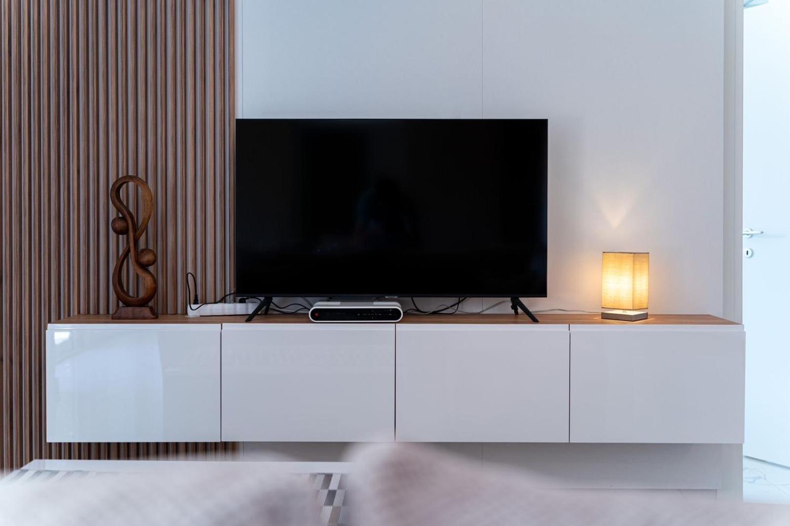 רפאלוביץ' Aura Tower Apartments By Gaby מראה חיצוני תמונה
