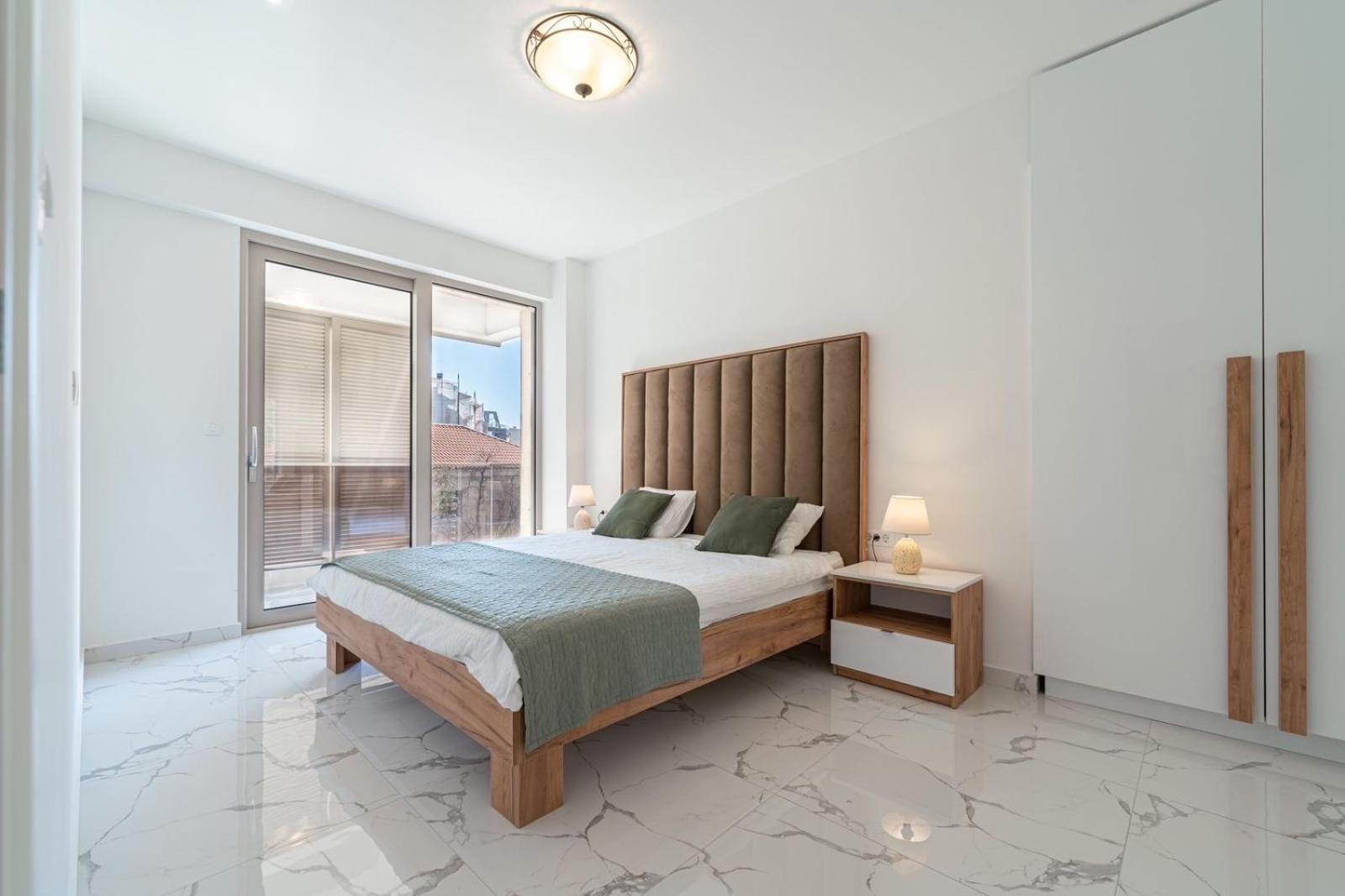 רפאלוביץ' Aura Tower Apartments By Gaby מראה חיצוני תמונה